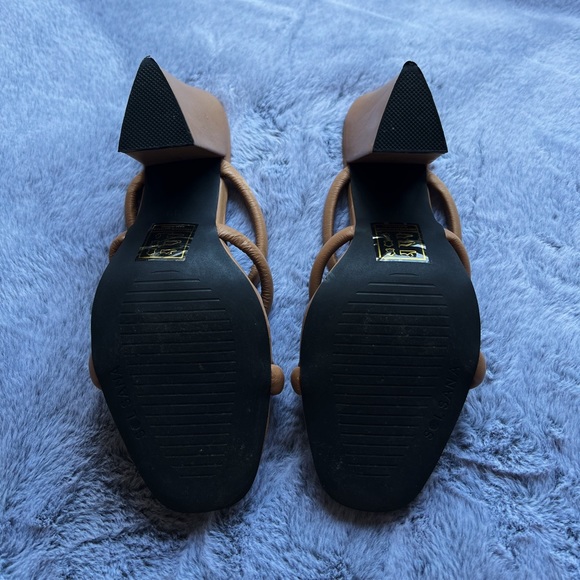 FLASH SALE⚡️ Sol Sana Heels - Picture 6 of 6